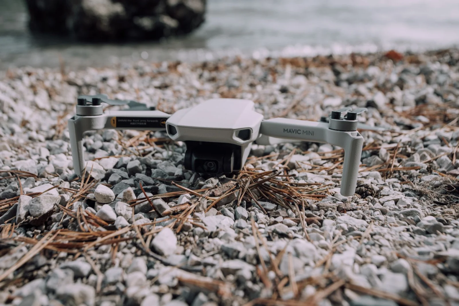 DJI Mini 5 Pro İnceleme: Seyahat ve İçerik Üreticileri İçin Cepten Sinema